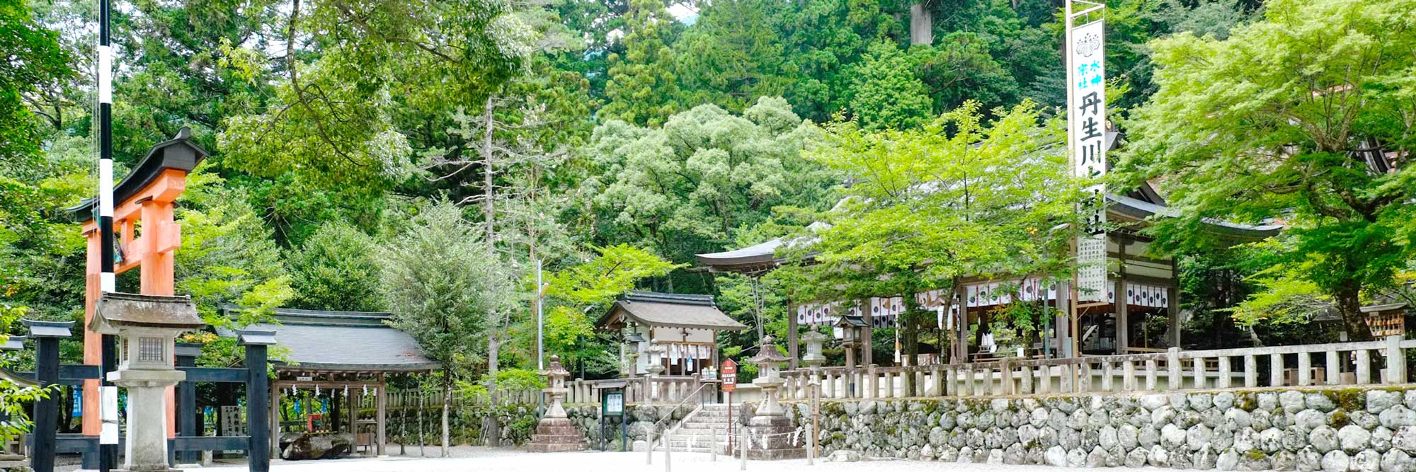 丹生川上神社中社 / 境内